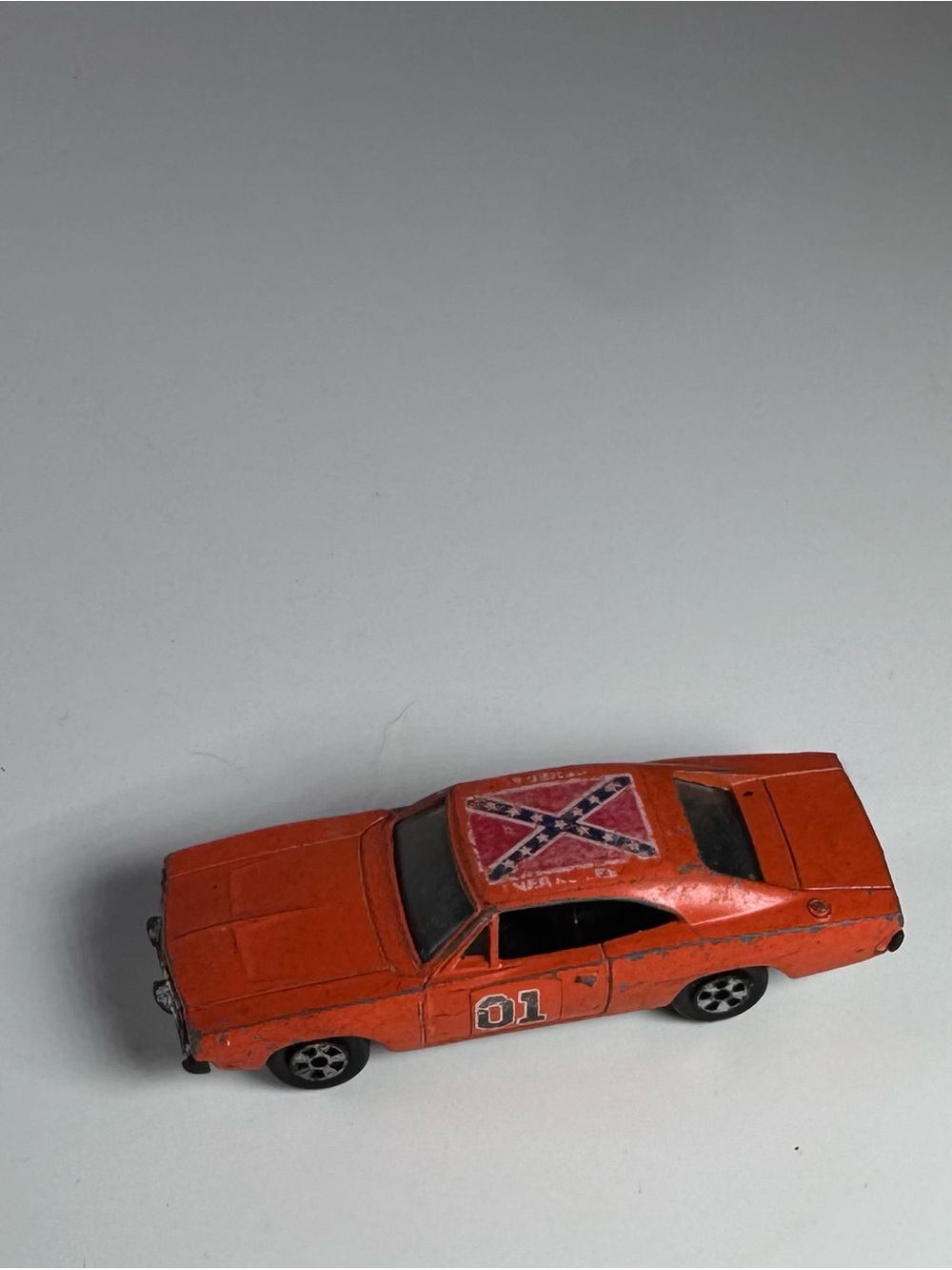 ERTL DUKES OF HAZZARD Dodge Charger GENERAL LEE 1981 Vintage TV Show Toy Car 01